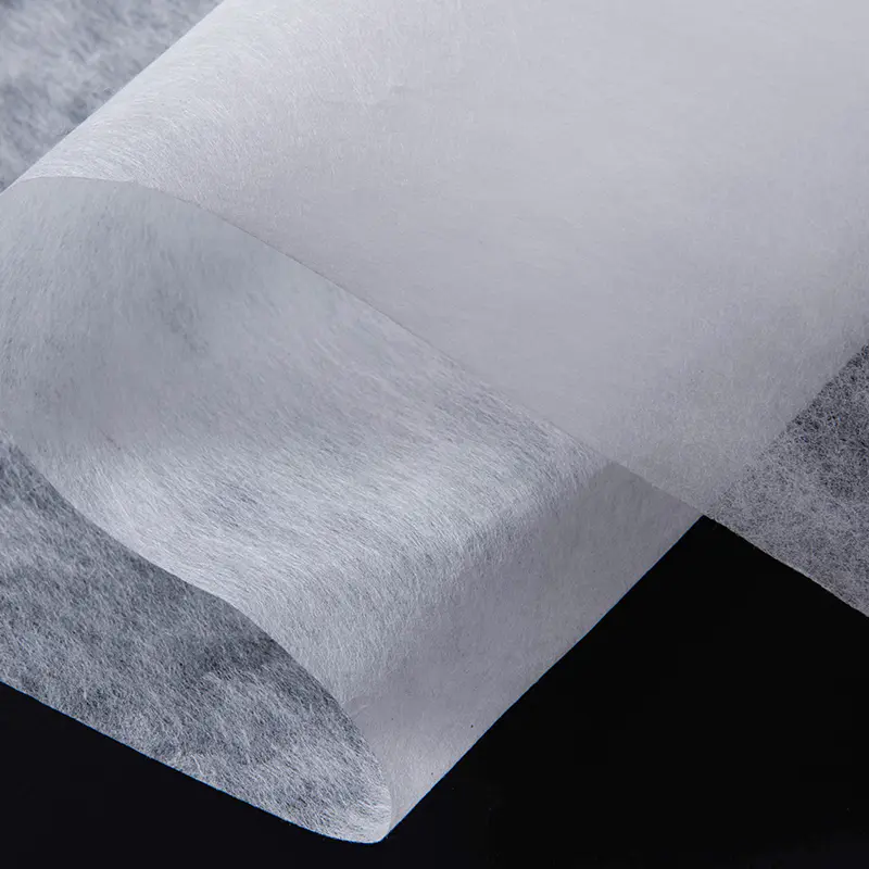 L'essor des tissus non tissés dans l'industrie textile moderne : transformer les méthodes de fabrication traditionnelles